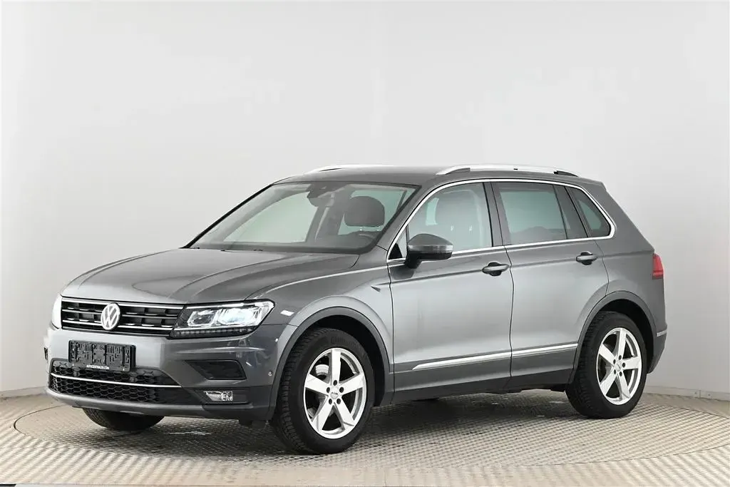 Gebraucht VW Tiguan Highline 150 PS (110 kW) 2018 Grau SUV