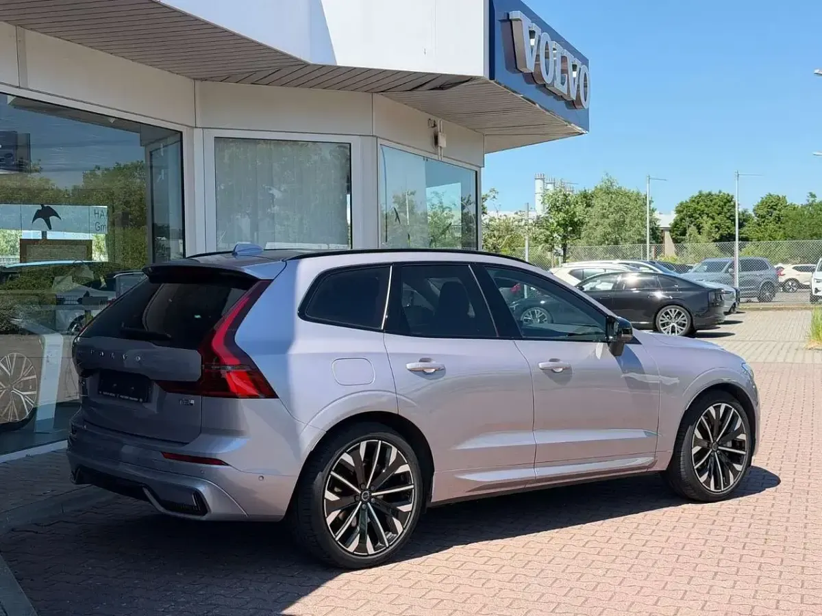 Usata Volvo XC60 Ultra 455 CV (334 kW) 2025 Argento SUV