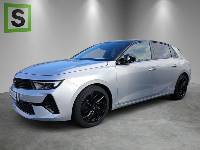 Silber Gebraucht 2023 Opel Astra GS Line Limousine | 19.490 € (Guter Preis) - Bild 1/4