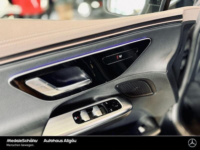 Gebraucht Mercedes EQE350 Electric Art 214 kW (292 PS) 2023 Lack obsidianschwarz (metallic) Limousine