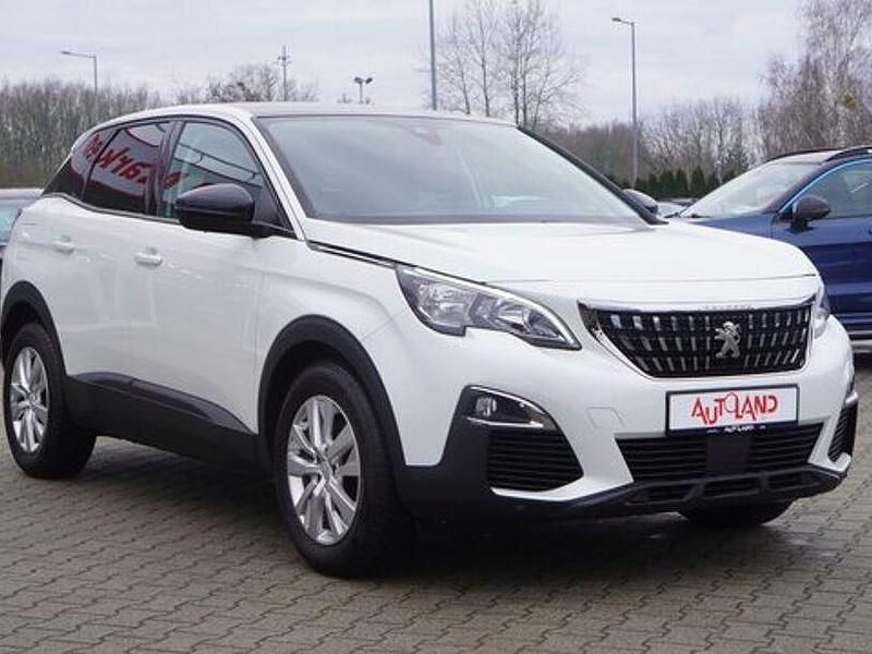 Gebraucht Peugeot 3008 Active 131 PS (96 kW) 2019 Weiß SUV