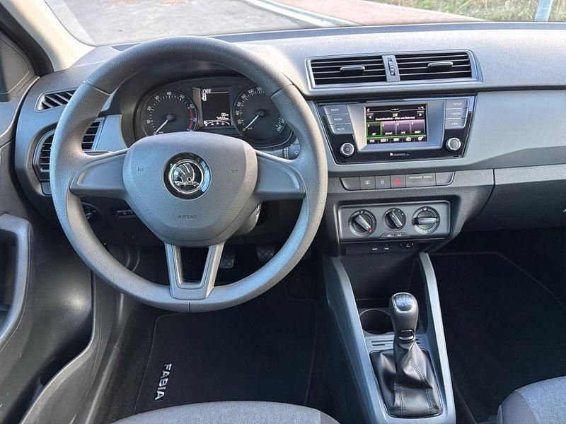 Gebraucht Skoda Fabia 95 PS (69 kW) 2017 Grau Kleinwagen
