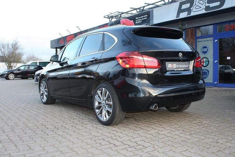 Second-hand BMW 218 150 CP (110 kW) 2015 Negru Break