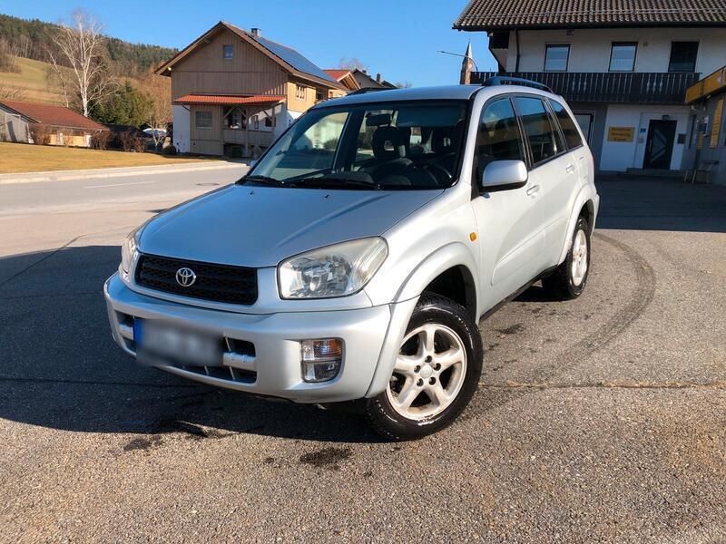 Silber Gebraucht 2002 Toyota RAV4 SUV | 5.500 € (Guter Preis) - Bild 1/4