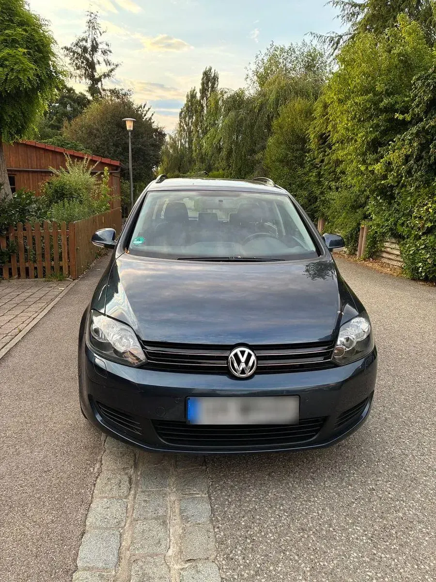 Gebraucht VW Golf VI 105 PS (77 kW) 2010 Blau Kleinwagen