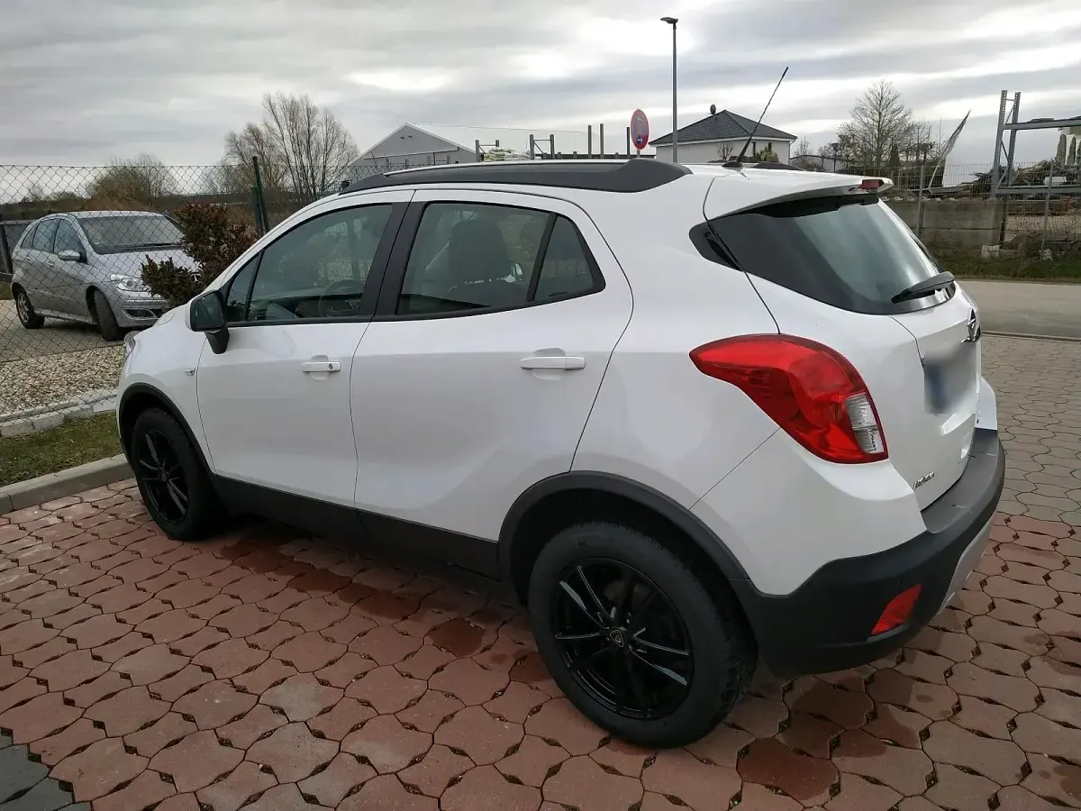 Gebraucht Opel Mokka 140 PS (102 kW) 2012 Weiß SUV