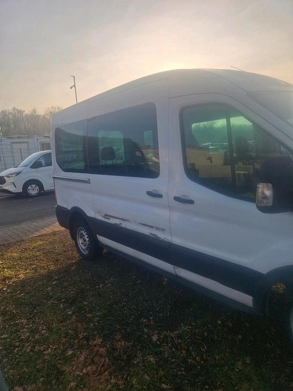 Gebraucht Ford Transit Trend 125 PS (91 kW) 2015 Weiß Van / Kleinbus
