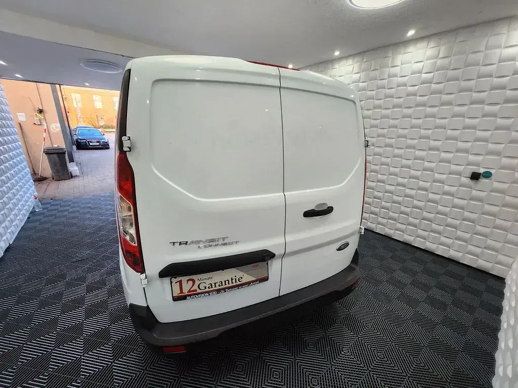Second-hand Ford Transit Connect 120 CP (88 kW) 2019 Alb Monovolum