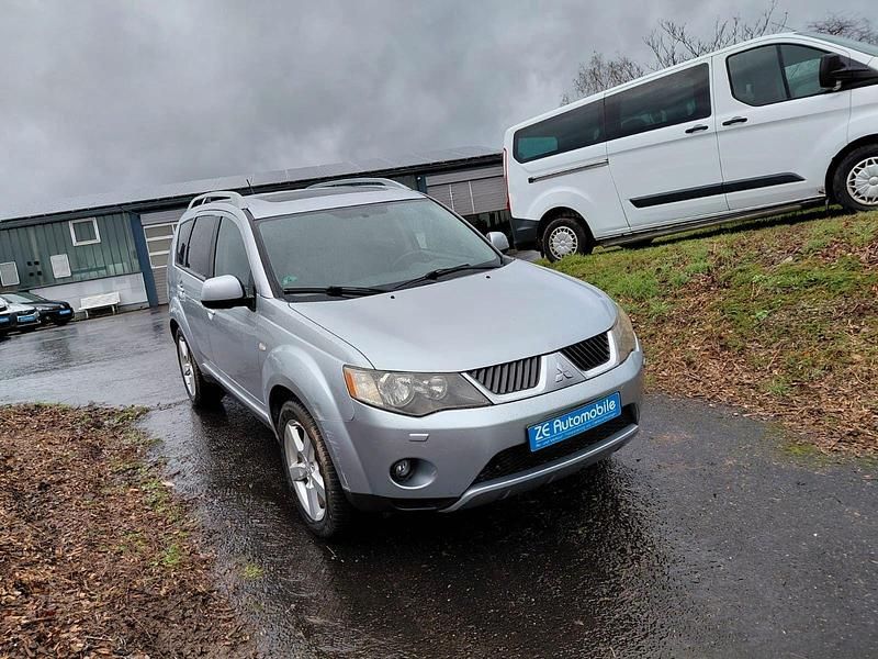 Silber Gebraucht 2007 Mitsubishi Outlander SUV | 4.100 € (Guter Preis) - Bild 1/4