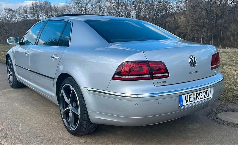 Usata VW Phaeton 245 CV (180 kW) 2015 Argento Berlina