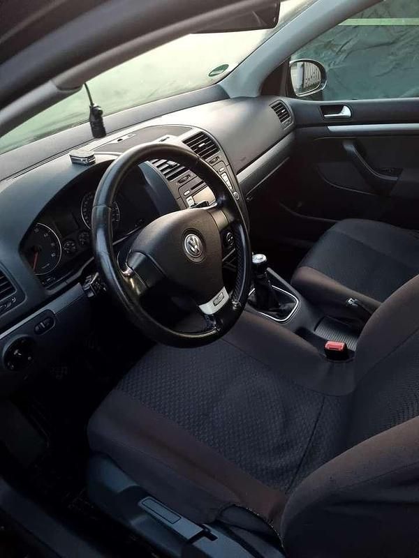 Gebraucht VW Golf V Trendline 140 PS (102 kW) 2007 Schwarz Limousine