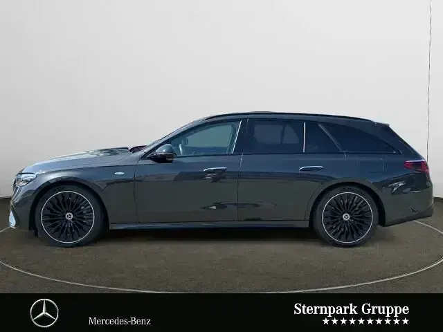 Gebraucht Mercedes E300 AMG 313 PS (230 kW) 2025 Graphitgrau Kombi