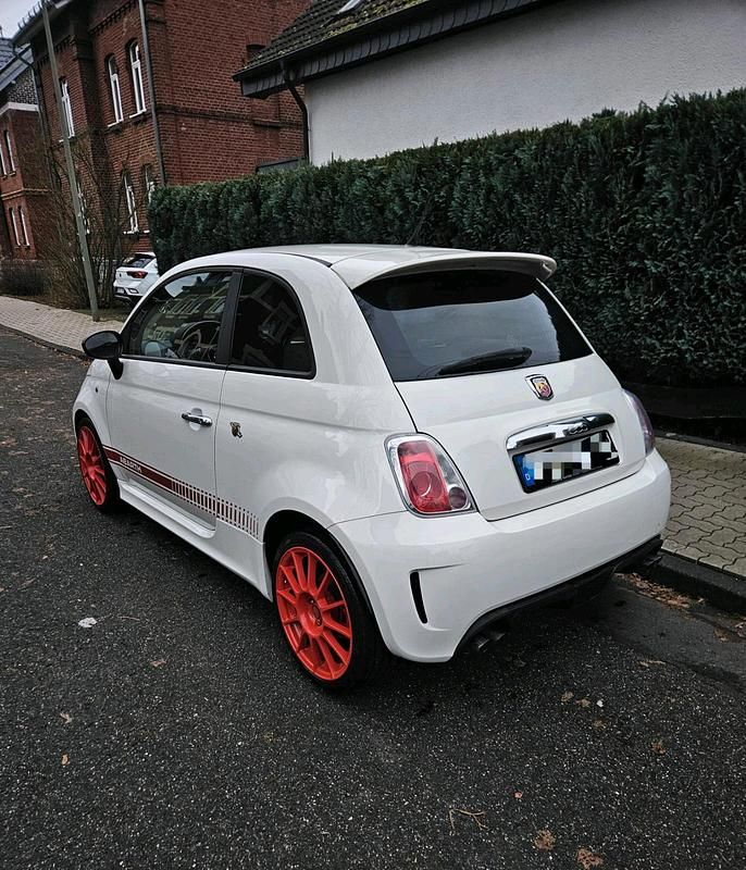 Gebraucht Fiat 500 Abarth 135 PS (99 kW) 2008 Weiß Kleinwagen