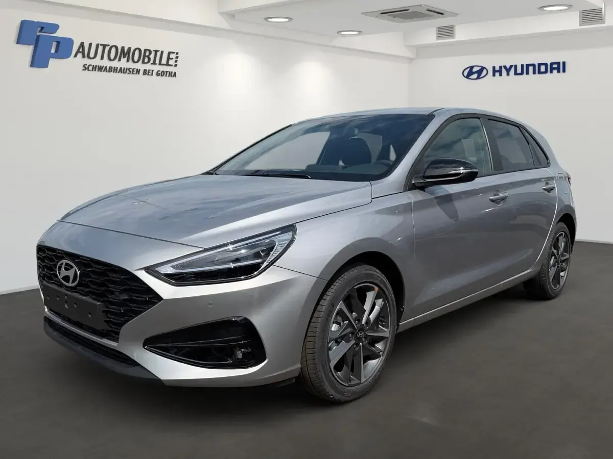 Gebraucht Hyundai i30 Comfort 97 PS (71 kW) 2025 Limousine