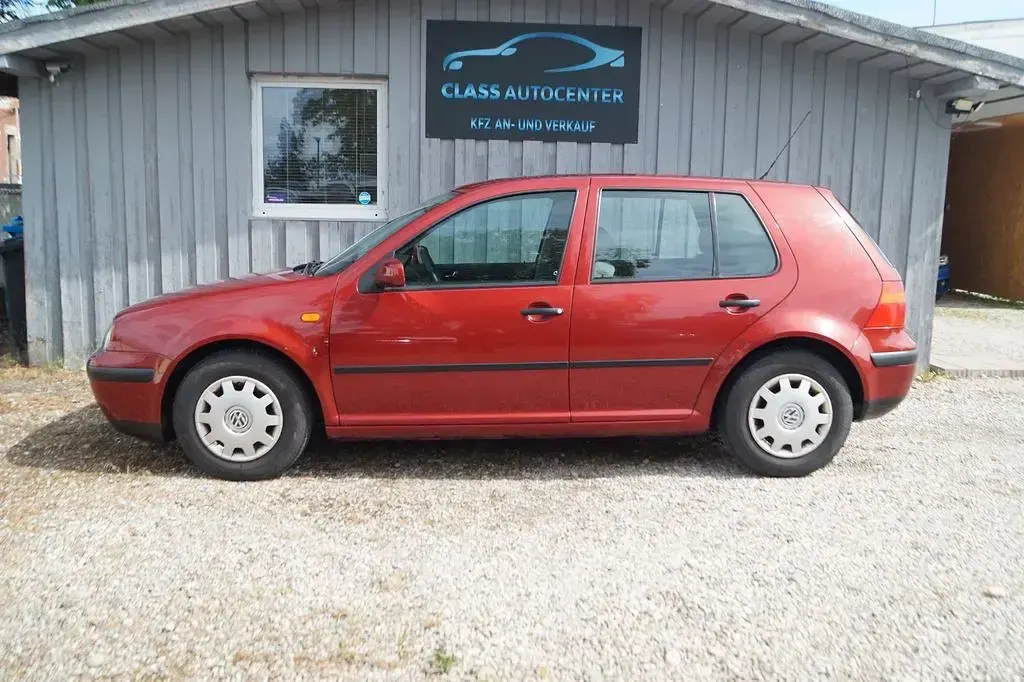 Brugt VW Golf III 101 HK (74 kW) 1998 Rød Sedan