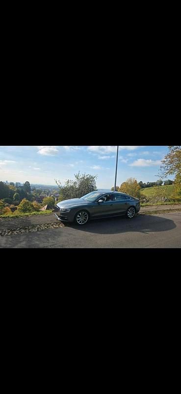 Gebraucht Audi A5 Sportback 190 PS (139 kW) 2016 Grau Kleinwagen