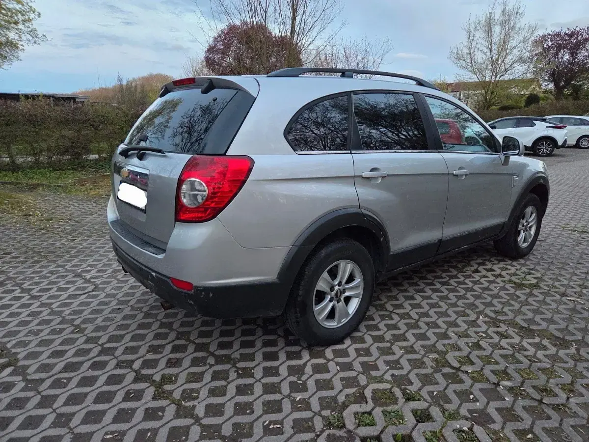 Używany Chevrolet Captiva 136 KM (100 kW) 2007 Srebrny SUV