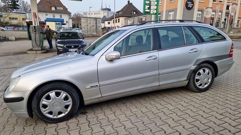 Gebraucht Mercedes C200 116 PS (85 kW) 2002 Silber Kombi