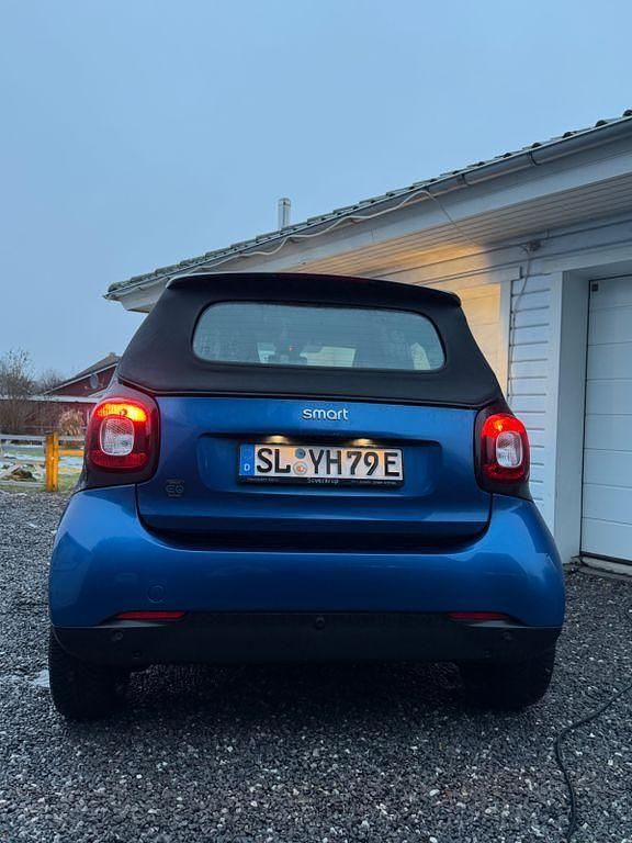 Gebraucht Smart ForTwo Electric Drive Passion 60 kW (82 PS) 2021 Blau Cabrio