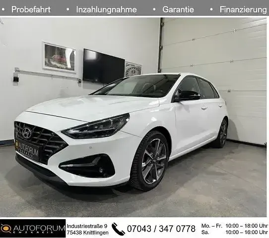 Gebraucht Hyundai i30 Trend 120 PS (88 kW) 2019 Silkybronze metallic Limousine