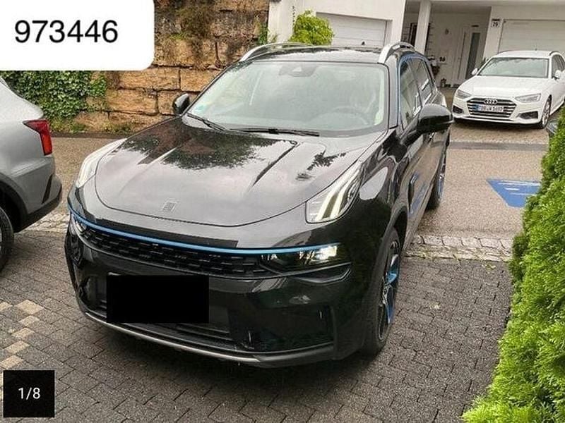 Schwarz (metallic) Gebraucht 2022 Lynk & Co 01 SUV | 21.950 € (Superpreis) - Bild 1/4