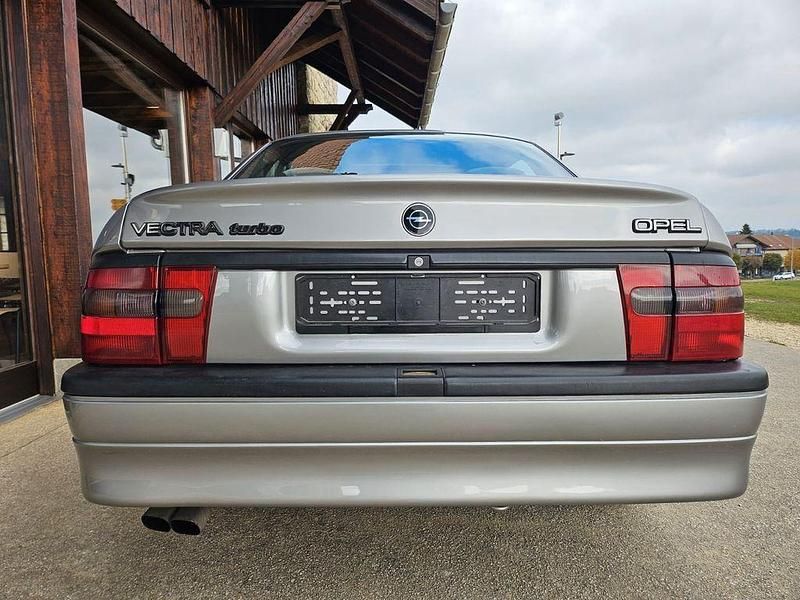 Gebraucht Opel Vectra 204 PS (150 kW) 1993 Grau Limousine