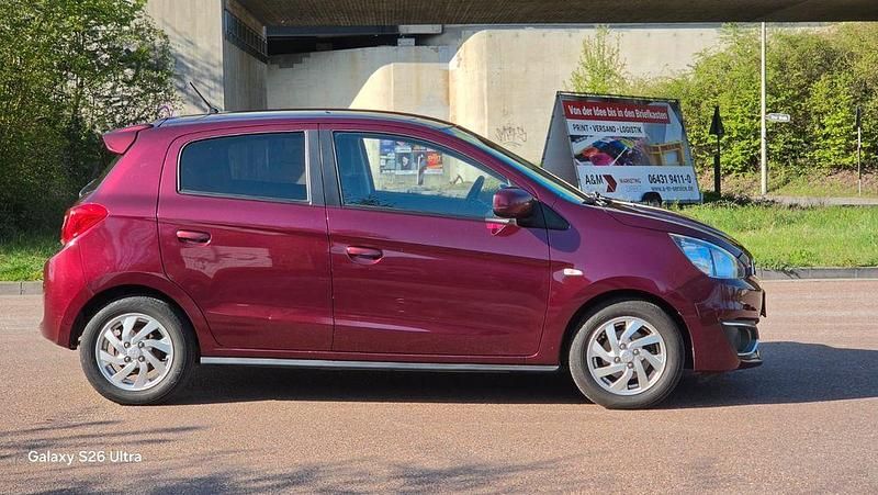 Second-hand Mitsubishi Space Star Edition+ 71 CP (52 kW) 2016 Roșu Hatchback