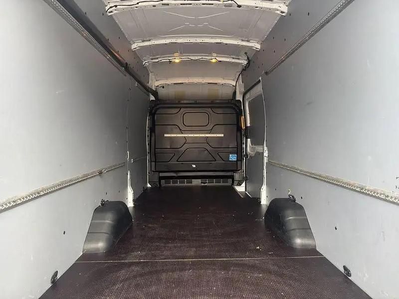 Gebraucht Ford Transit Trend 131 PS (96 kW) 2025 Weiß Pickup