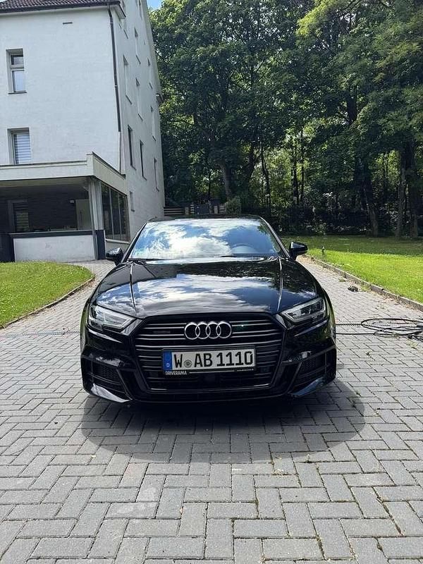 Schwarz Gebraucht 2016 Audi A3 S-Line Limousine | 20.500 € (Teuer) - Bild 1/4