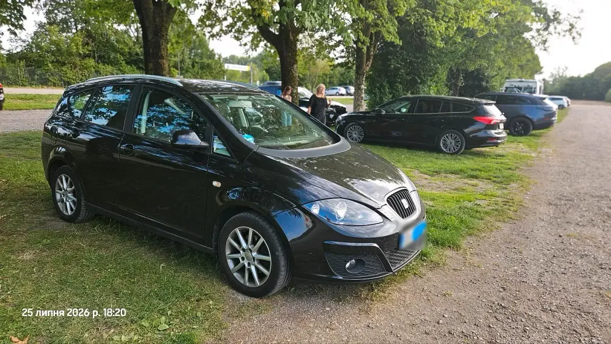 Gebraucht Seat Altea XL 125 PS (91 kW) 2009 Schwarz Van / Kleinbus