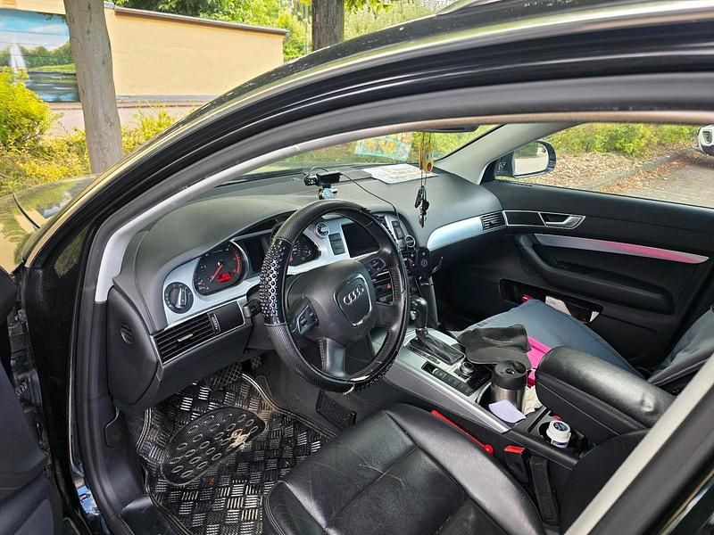 Schwarz Gebraucht 2011 Audi A6 Kombi | 8.500 € (Superpreis) - Bild 1/4