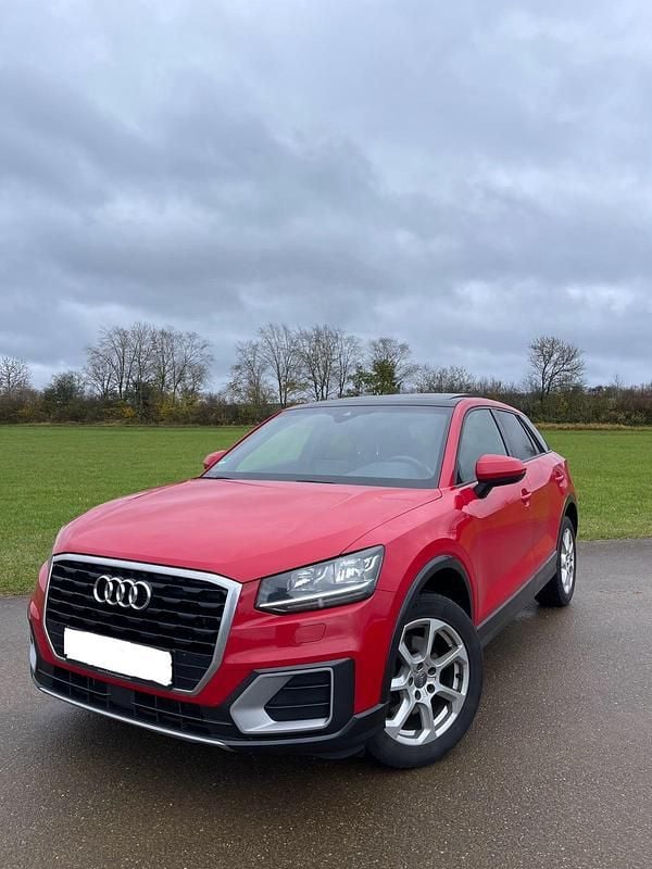 Rot Gebraucht 2018 Audi Q2 Comfort SUV | 11.700 € (Fairer Preis) - Bild 1/4