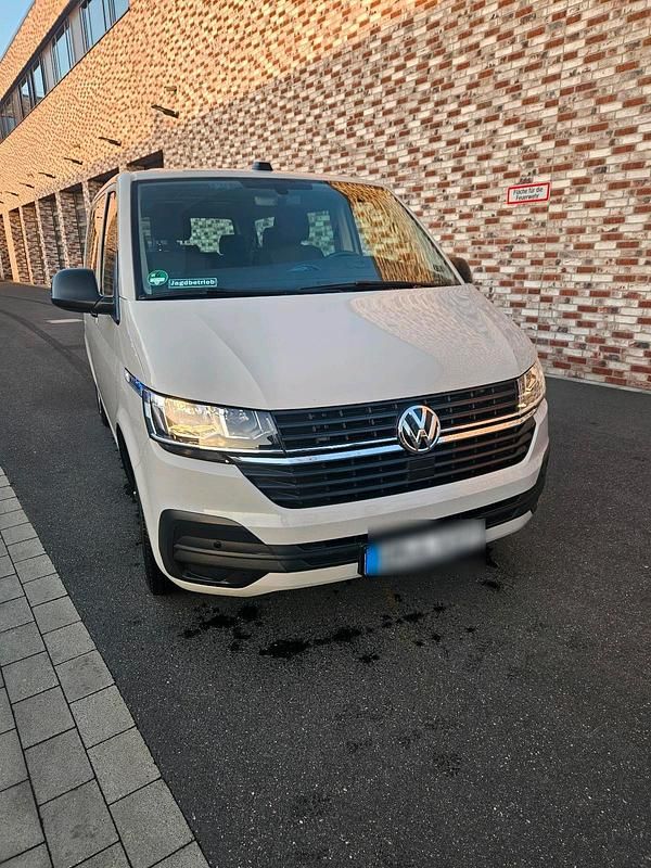 Usado VW Multivan 150 HP (110 kW) 2021 Cinzento Monovolume