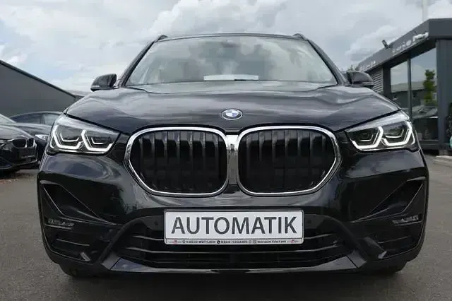 Gebraucht BMW X1 Sport Line 220 PS (161 kW) 2021 Schwarz SUV