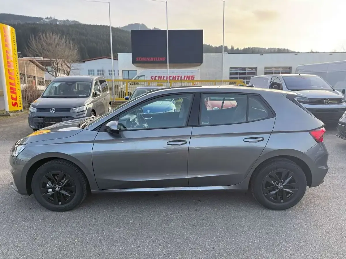 Neu Skoda Fabia 95 PS (69 kW) 2025 Graphitegrau metallic Kleinwagen