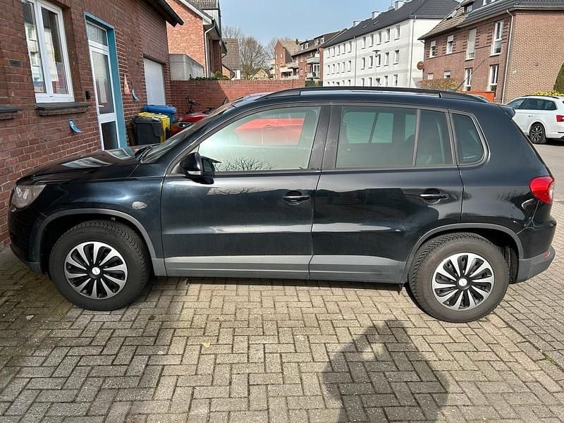 Gebraucht VW Tiguan 150 PS (110 kW) 2010 Schwarz SUV