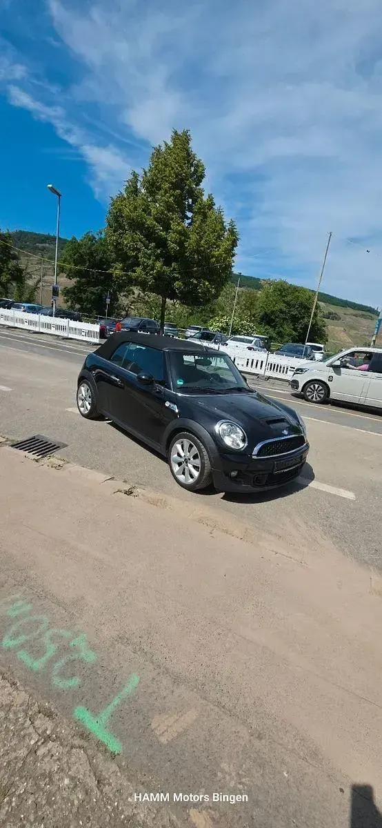 Käytetty Mini Cooper S Cabriolet 184 HP (135 kW) 2011 Musta Avoauto