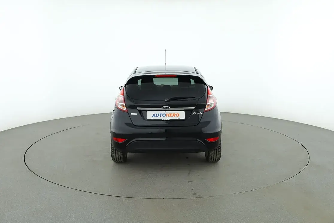 Gebraucht Ford Fiesta Titanium 101 PS (74 kW) 2017 Schwarz Kleinwagen