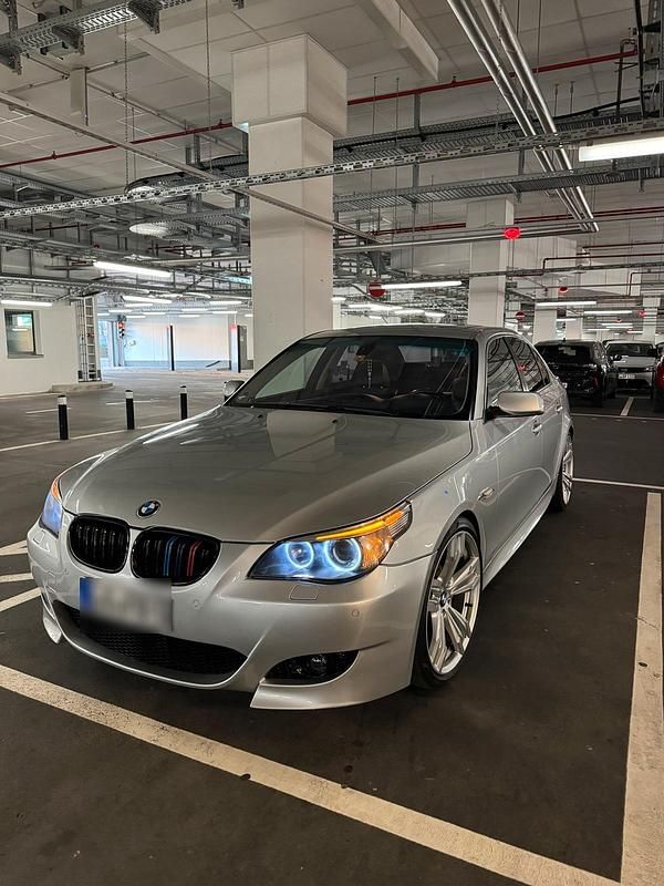 Gebraucht BMW 520 170 PS (125 kW) 2006 Silber Limousine