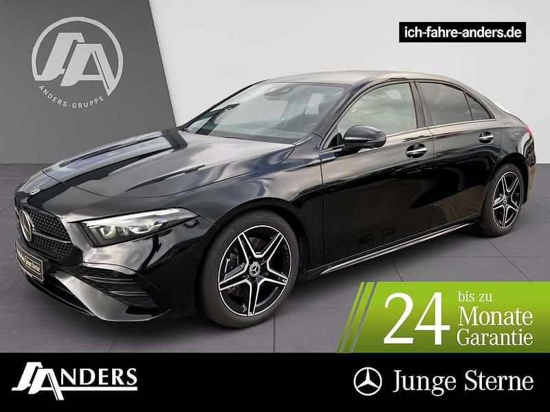 Kosmosschwarz Gebraucht 2023 Mercedes A220 Premium Limousine | 35.924 € (Fairer Preis) - Bild 1/2