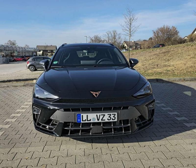 Gebraucht Cupra Leon VZ 333 PS (244 kW) 2024 Schwarz Kombi