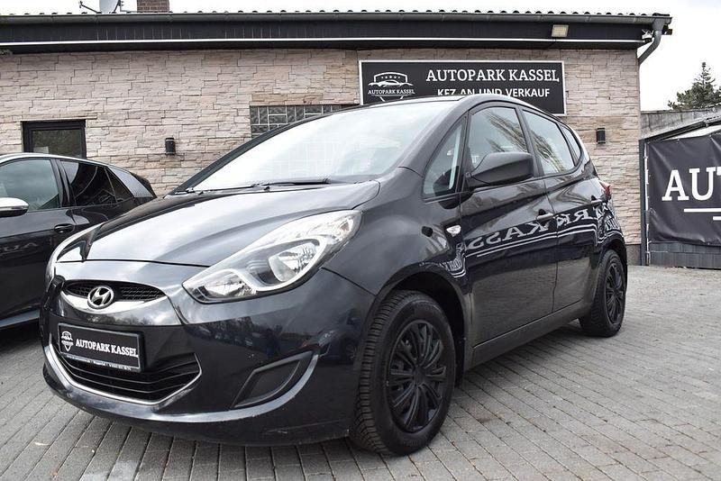 Gebraucht Hyundai ix20 Classic 90 PS (66 kW) 2011 Schwarz Kleinwagen
