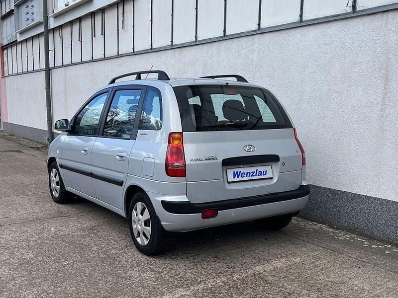 Gebraucht Hyundai Matrix GLS 103 PS (75 kW) 2003 Silber Van / Kleinbus