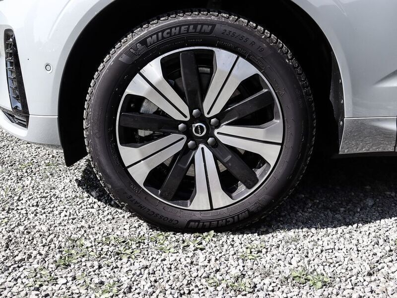 Gebraucht Volvo XC60 Plus 455 PS (334 kW) 2024 Vapour grey SUV