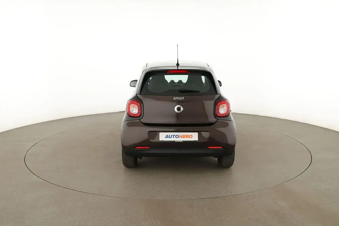 Gebraucht Smart ForFour 2019 Braun Kleinwagen