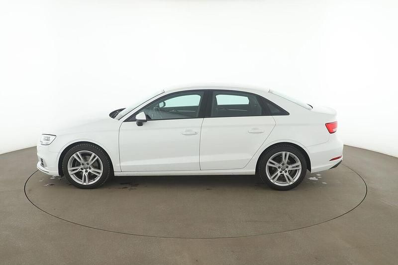 Gebraucht Audi A3 Sport 116 PS (85 kW) 2017 Weiß Limousine