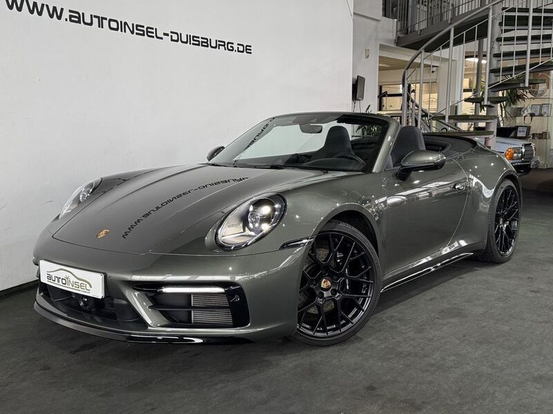 Grün Gebraucht 2024 Porsche 911 Carrera 4S Cabriolet Sport Cabrio | 191.850 € - Bild 1/4