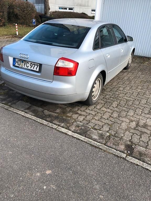 Gebraucht Audi A4 S-Line 131 PS (96 kW) 2004 Silber Limousine