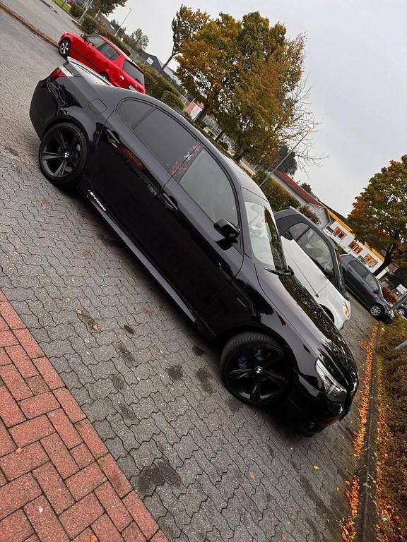 Gebraucht BMW 530 235 PS (172 kW) 2008 Schwarz Limousine