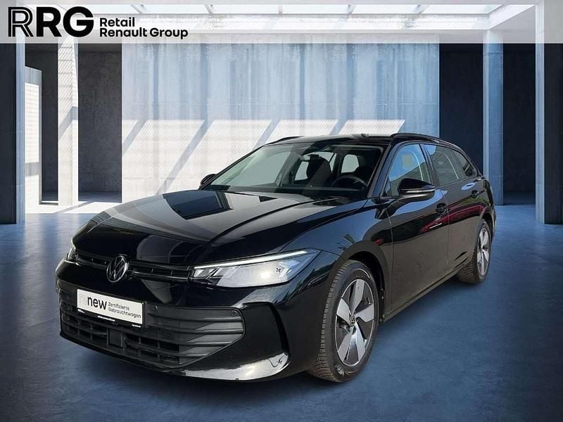 Grenadillschwarz metallic (sch Gebraucht 2024 VW Passat Kombi | 28.990 € (Fairer Preis) - Bild 1/3